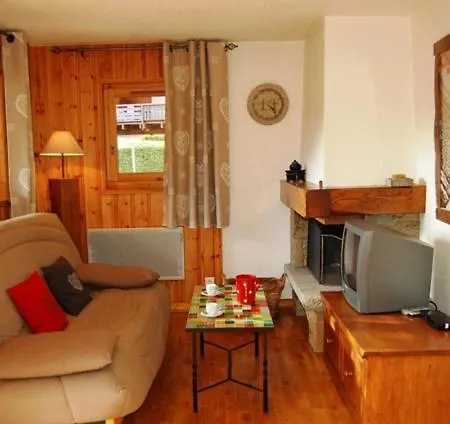 Sainte-foy-l'argentiere Sleeps 4 * Chamonix